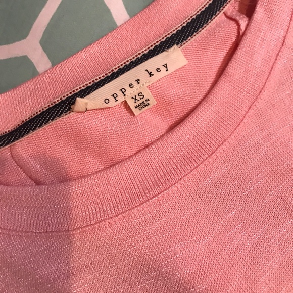 Women’s copper key pink ruffle top - Picture 7 of 7